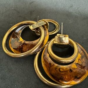 Vintage looking earrings